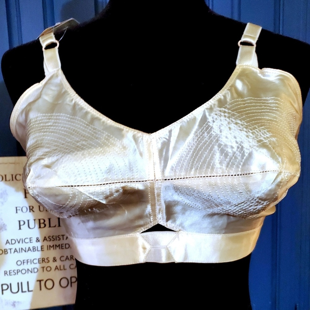 Bullet bra harlow curve